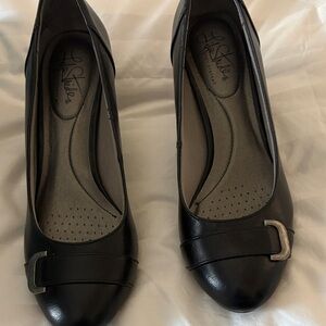 Life Stride Black Heels with Buckle Detail